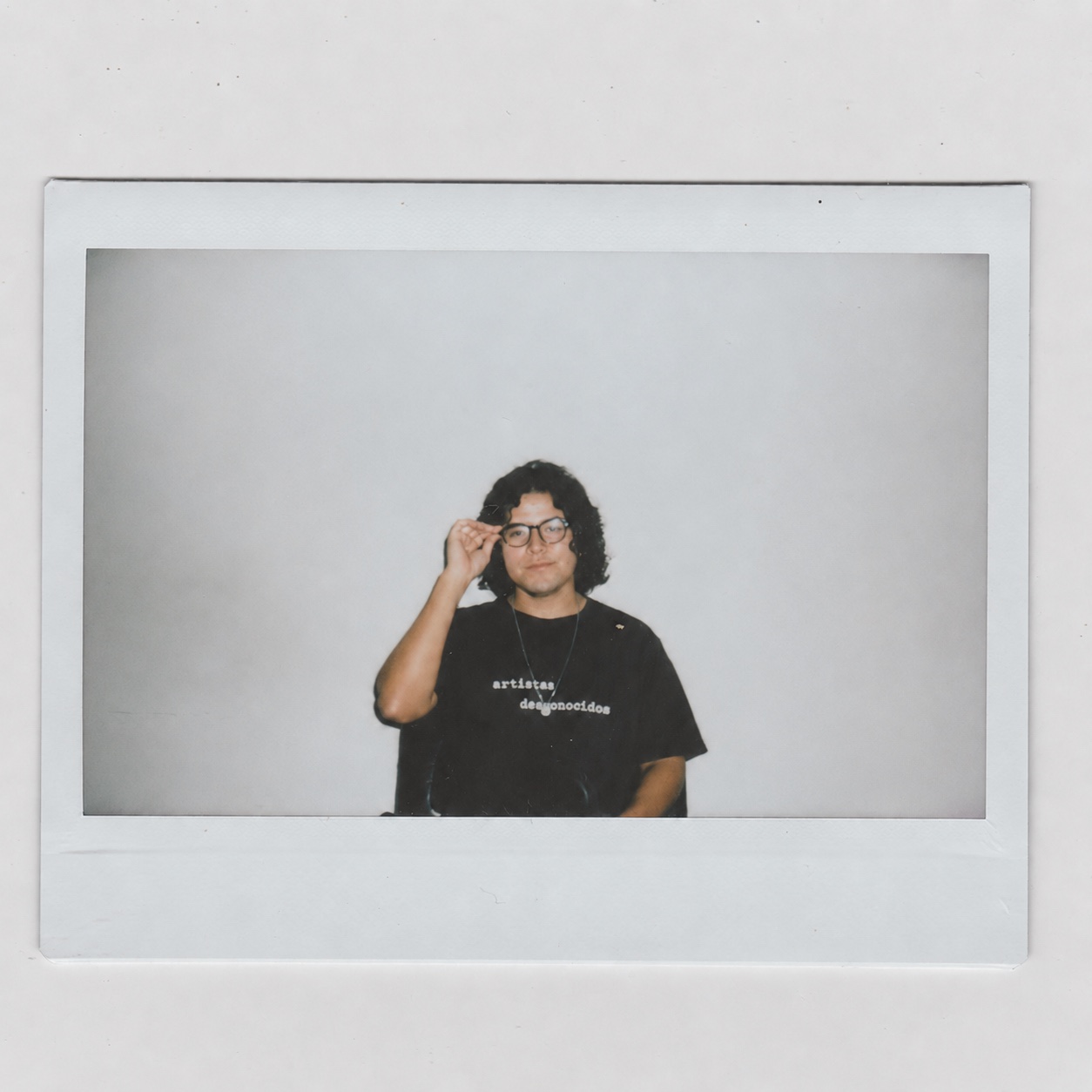Retrato de Artemio Pedraza en formato Polaroid